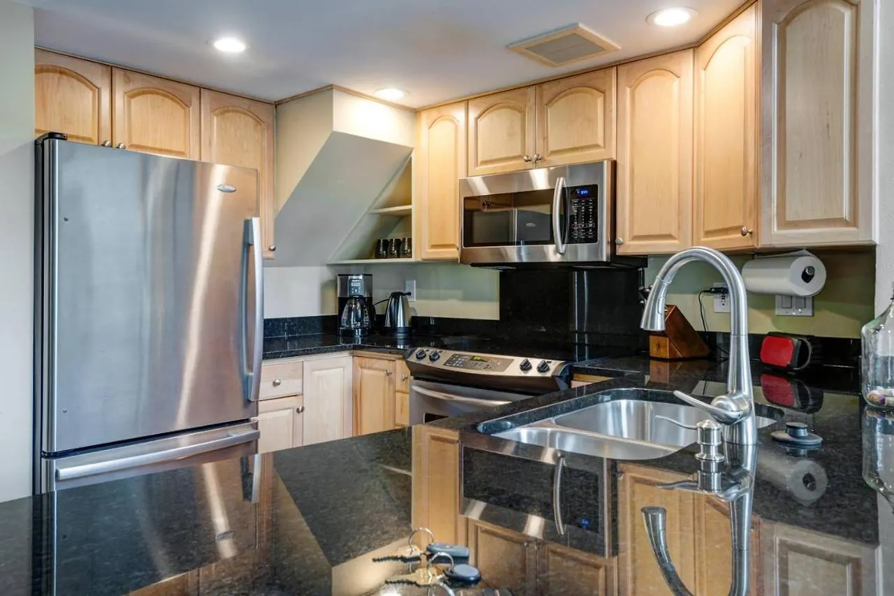 Modern Downtown Top Floor Penthouse With Bay Views Seattle 0*,  United States