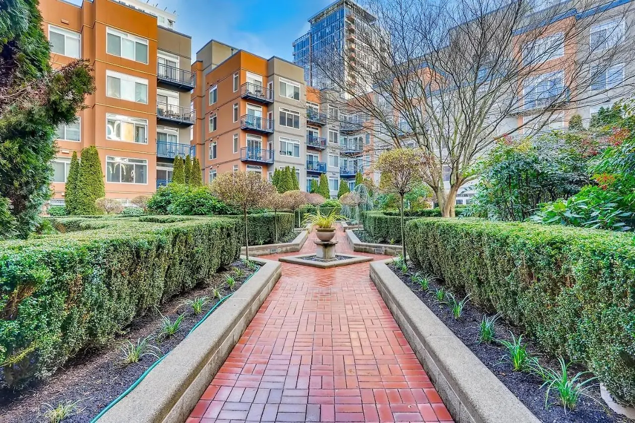 Apartment Modern Downtown Top Floor Penthouse With Bay Views Seattle United States