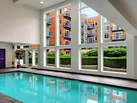 Modern Downtown Top Floor Penthouse With Bay Views Seattle Apartment